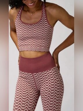 SPIRITUAL GANGSTER ATHENA JACQUARD SEAMLESS CROP TANK AND LEGGINGS